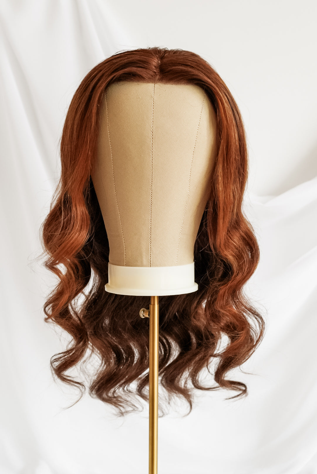 Brown Highlight Loose Wave Style